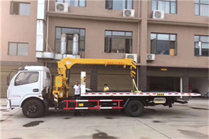 西峡附近汽车轮胎更换